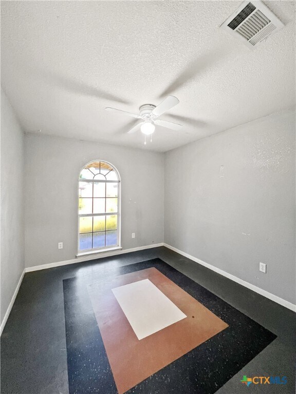 Building Photo - 3509 Bugle Dr