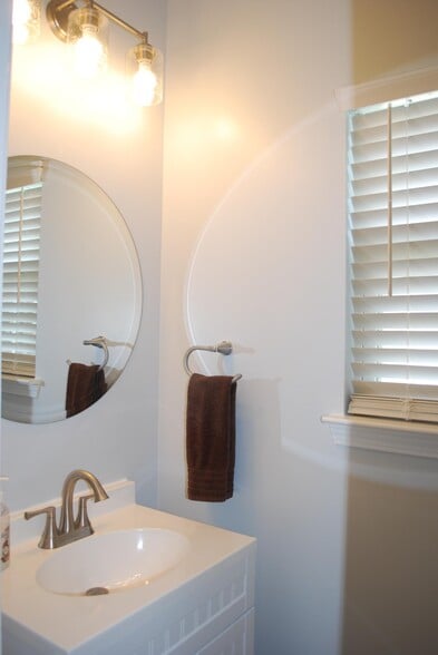 Powder Room - 9239 Ducati Ln