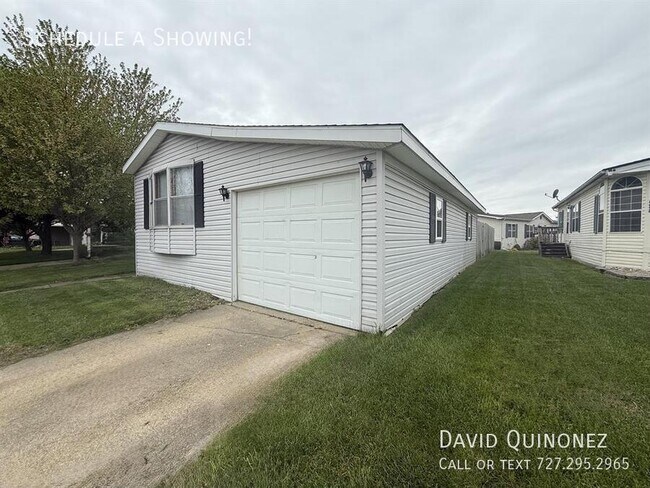 Building Photo - 6706 Country Ln
