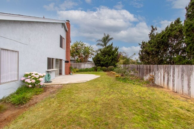 Building Photo - Spacious Two-Story 4 Bedroom/2.5 Bath Cardiff Cul-De-Sac Home Close to the Coast!