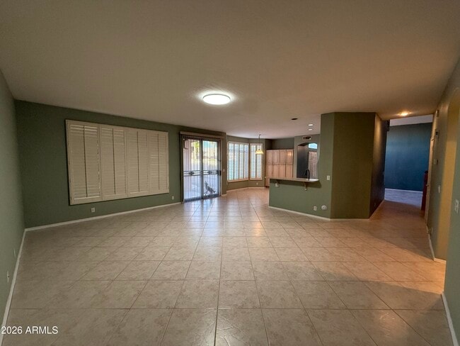 Building Photo - 5170 W Ivanhoe St