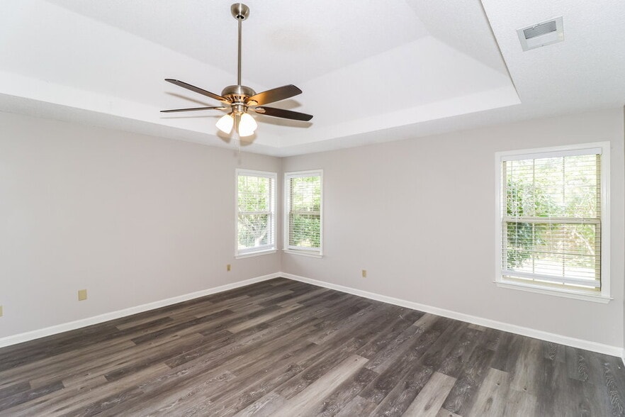 Building Photo - 1518 Appling Wood Cove S