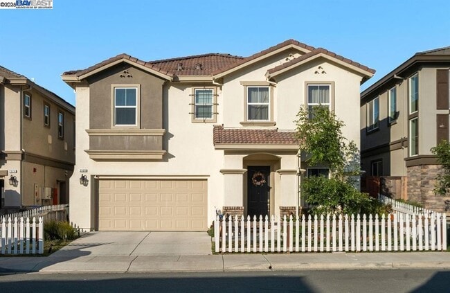 Primary Photo - 2525 Modena Dr