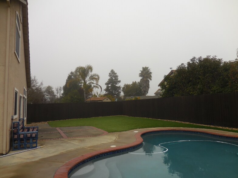 Building Photo - 1048 Freshwater Ct