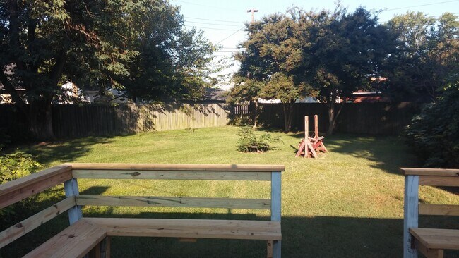 Building Photo - LAKELAND HOMES