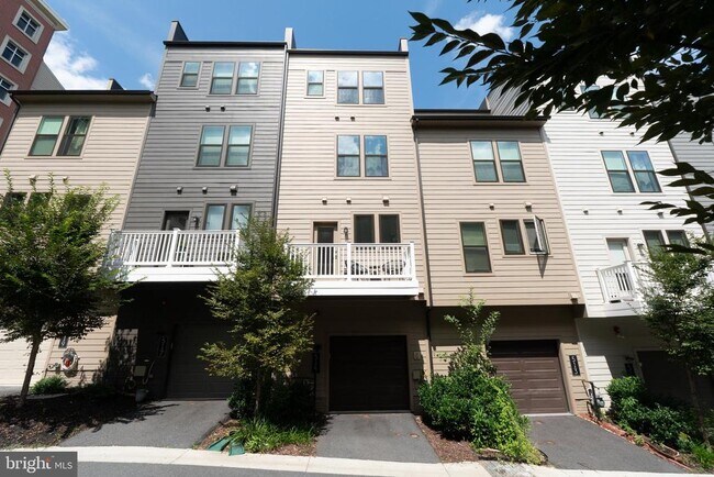 Building Photo - 515 Shorthorn Way