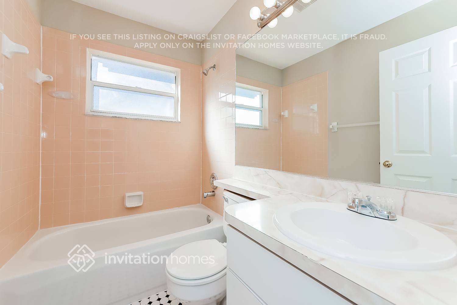 Building Photo - 5412 80th Ave Cir E