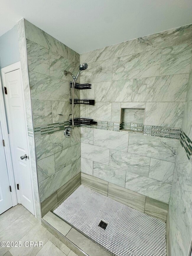 Building Photo - 1606 Fairland Ave