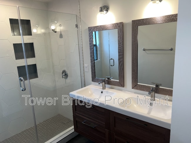 Building Photo - 5724 Callister Ave