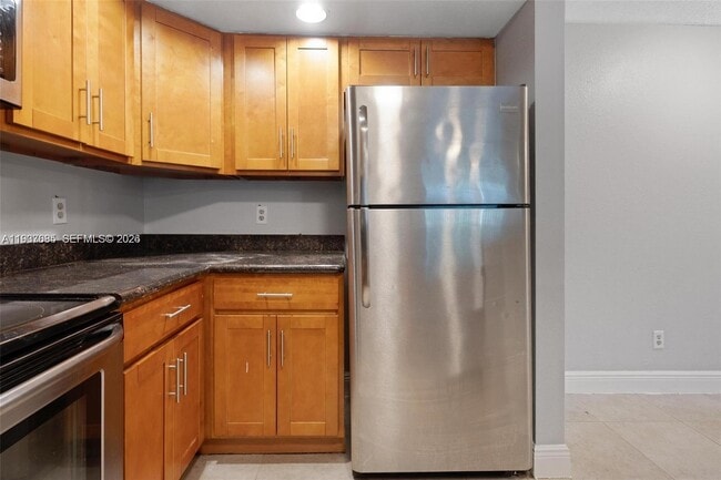 Building Photo - 12400 Vista Isles Dr