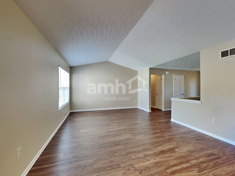 Building Photo - 1166 Linford Cir