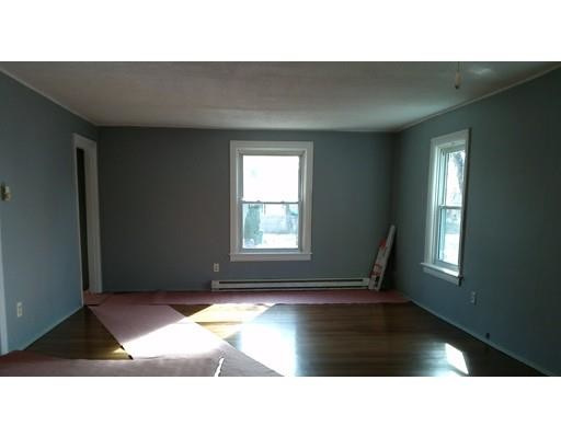 Building Photo - 55 W Carpenter St