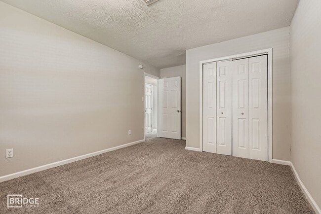 Building Photo - 226 Tara Plantation Dr