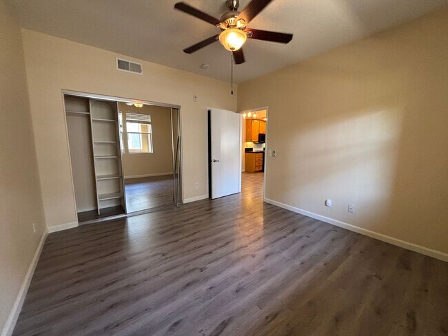 Building Photo - Beautiful 2nd Story 2 Bed 2 Bath House in Chula Vista