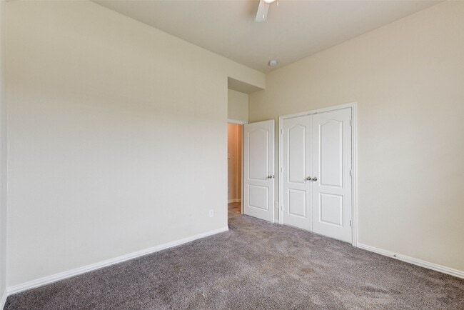 Building Photo - 84 Linnwood Dr