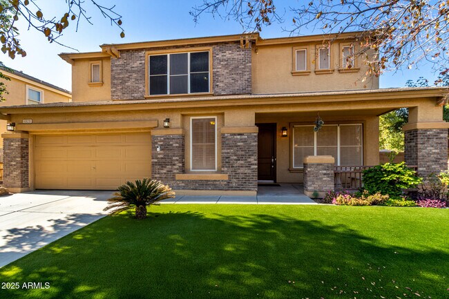 Building Photo - 6820 S 42nd Ln