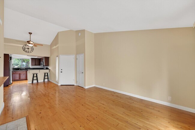 Building Photo - Gated Lake Forest Condo | Pool, Spa, Washer/Dryer & 3 Parking Spaces