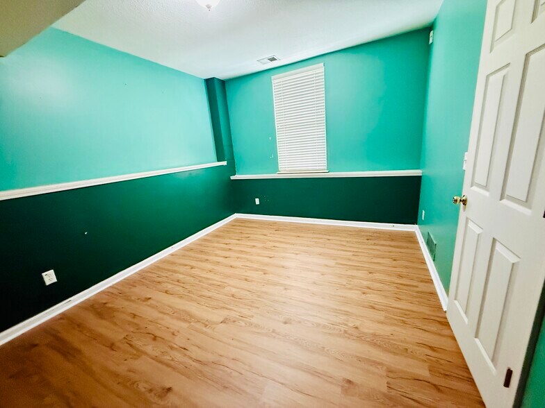 Building Photo - 7889 W 155th Pl