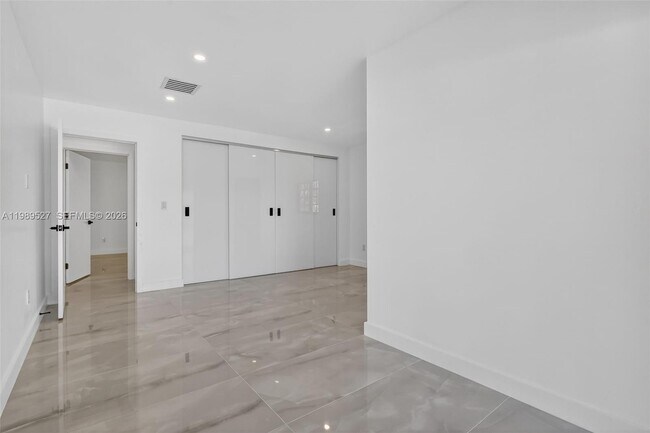 Building Photo - 607 Layne Blvd