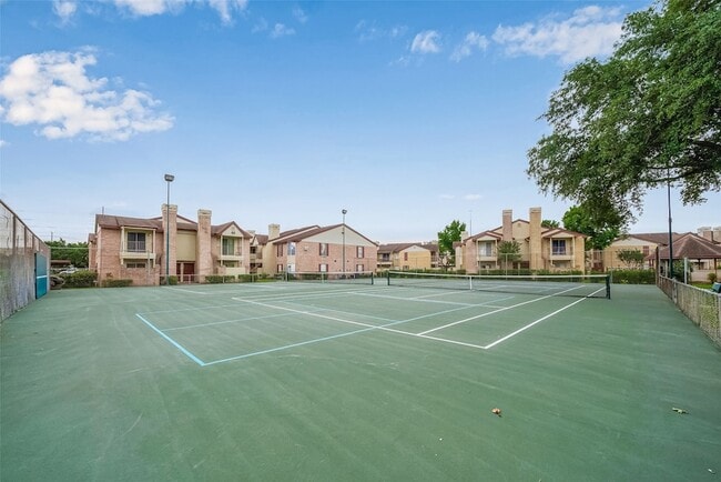 Building Photo - 2120 El Paseo St
