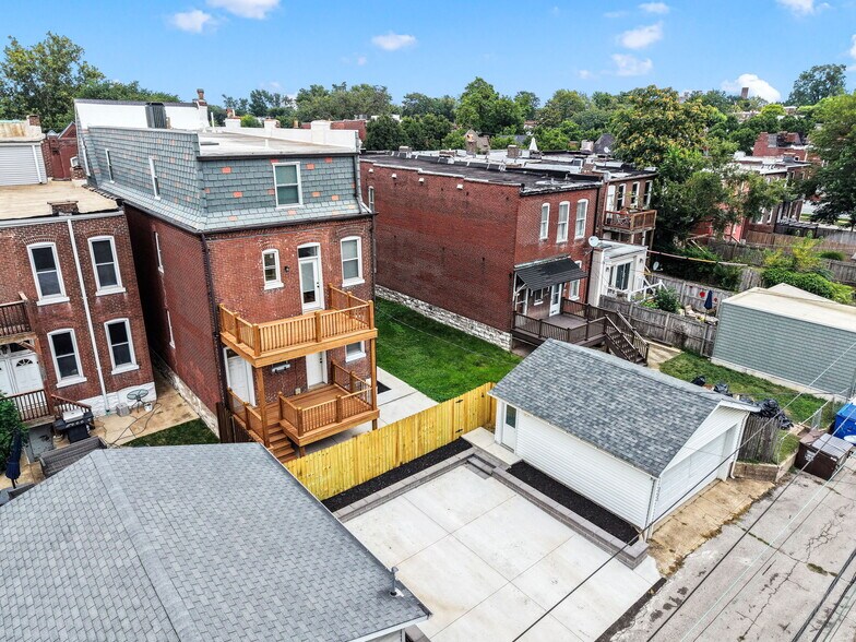Building Photo - 2722 Armand Pl