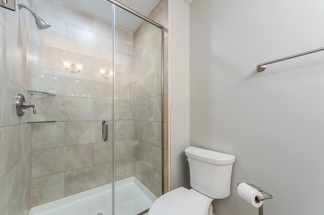 Building Photo - 6611 Fallen Timbers Dr