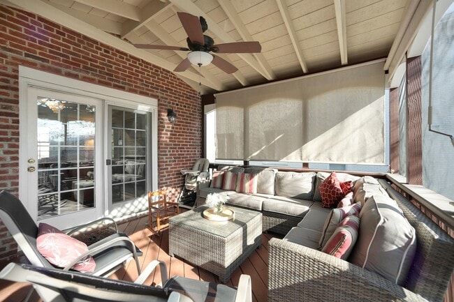 Building Photo - 4518 Chase Ave