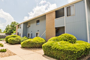 Building Photo - 1150 Bacchus Dr