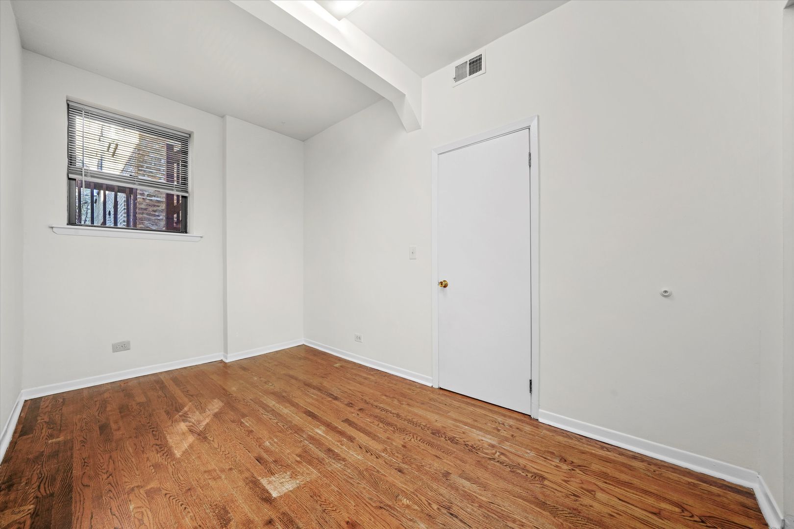 Building Photo - 2323 N Kedzie Blvd