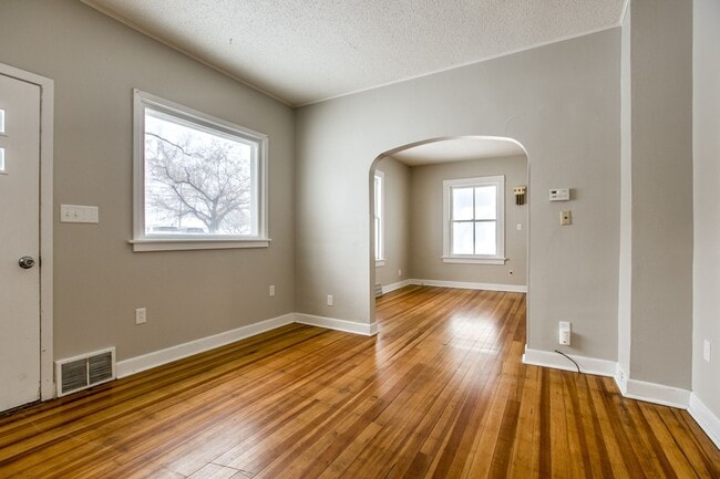 Building Photo - 3100 N 35th St