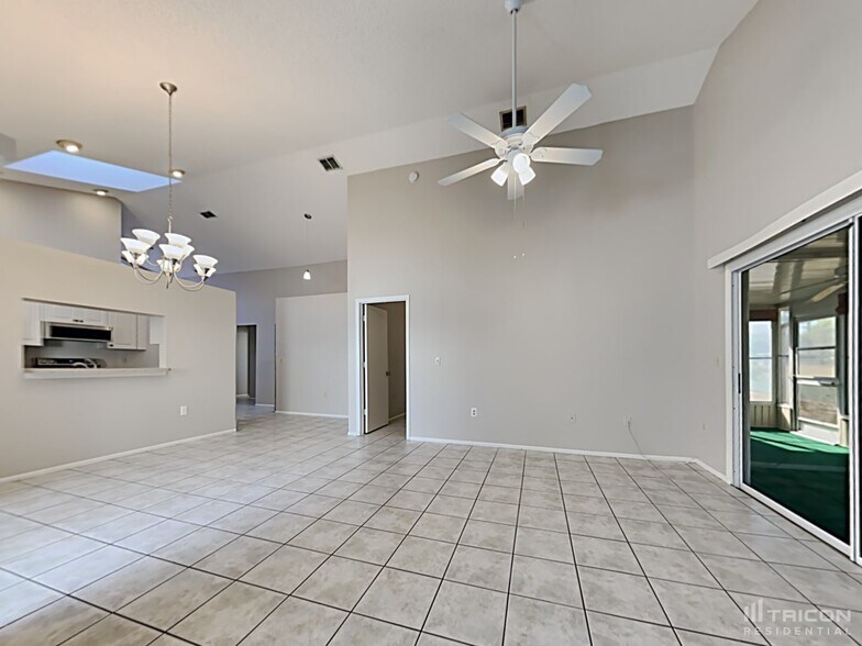 Building Photo - 4022 37th St Ct W