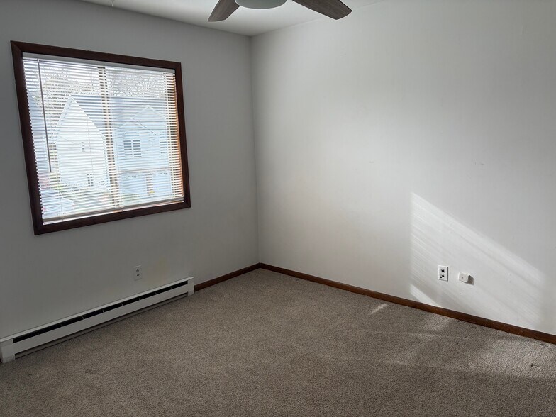 Building Photo - 3 Bergh St