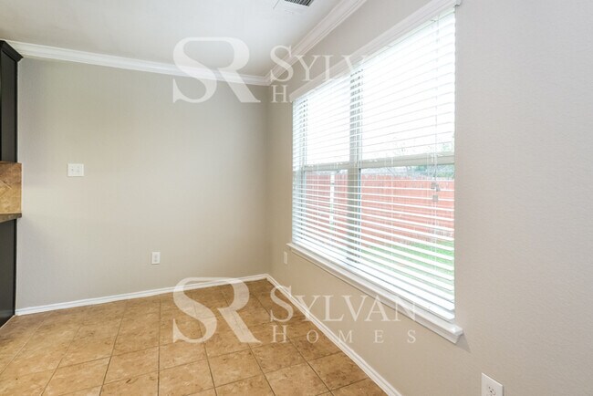 Building Photo - Coming HOME never felt so good!