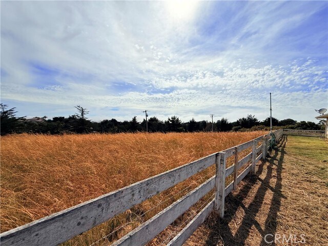 Building Photo - 575 Aloma Way