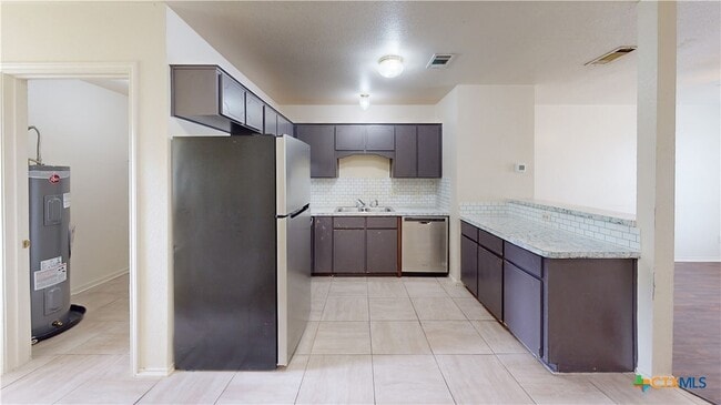 Building Photo - 4302 Jeff Scott Dr