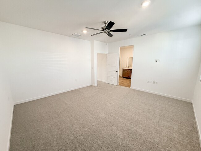 Building Photo - 4501 Stine Rd