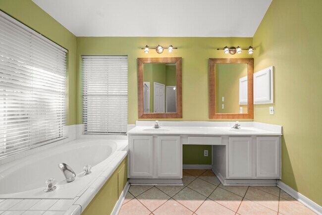 Building Photo - 14010 Jade Meadow Ct