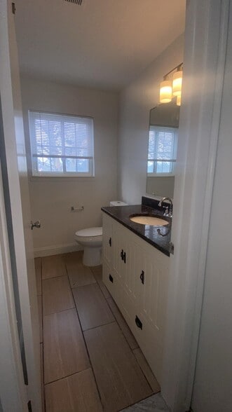 Building Photo - 45240 Keding St