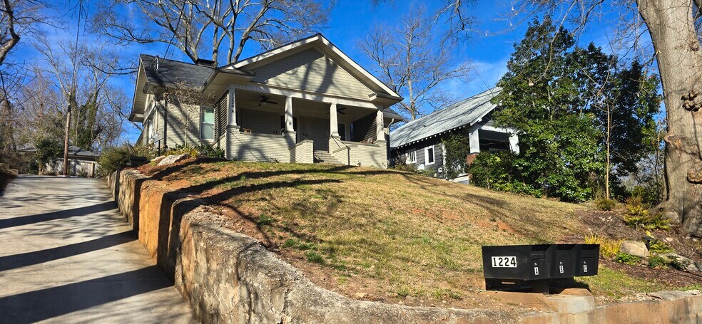 Building Photo - 1224 Hosea L Williams Dr NE