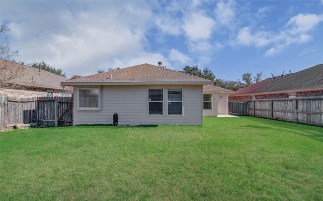 Building Photo - 14731 Country Rose Ln