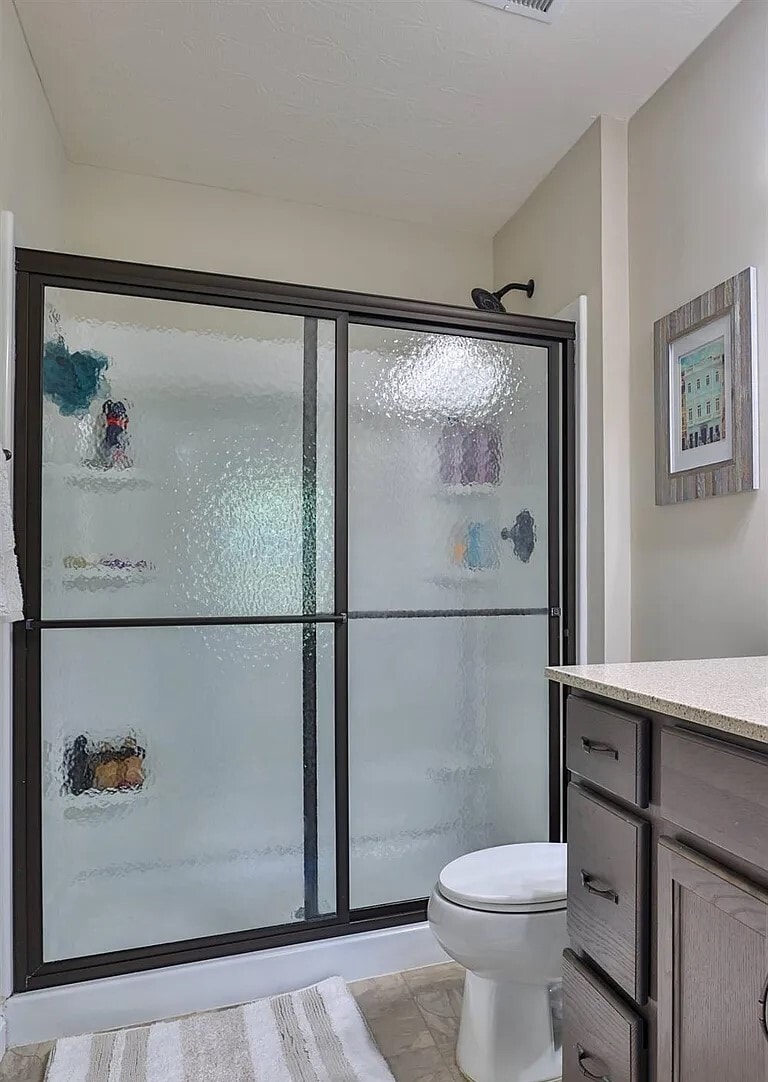 Building Photo - 7947 Oakbridge Way