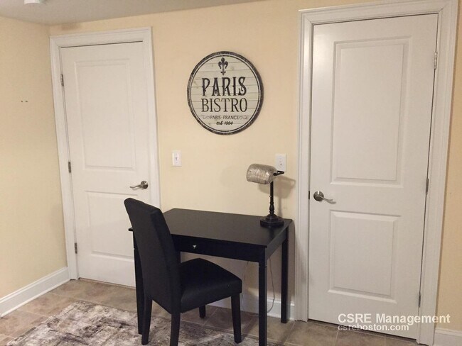 Building Photo - Full Luxury Renovation!  Laundry in Unit! ...