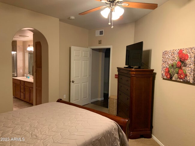 Building Photo - 14575 W Mountain View Blvd