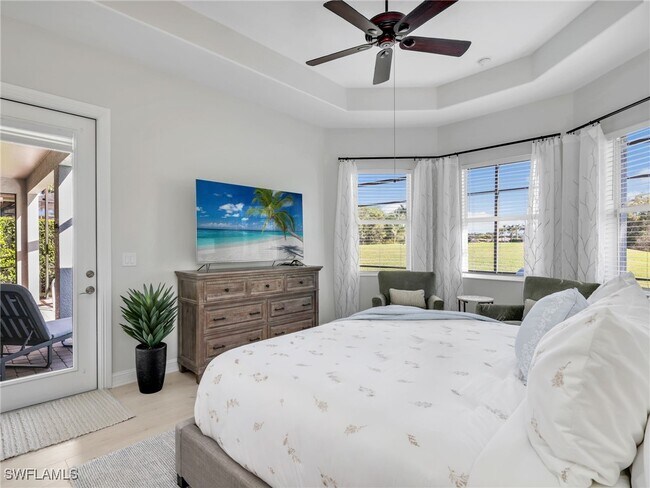 Building Photo - 6096 Dogleg Dr