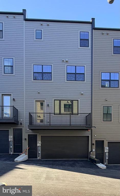 Building Photo - 11924 Caravelle Lp