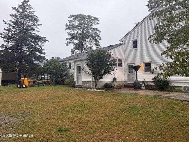Building Photo - 138 Ampere Ave