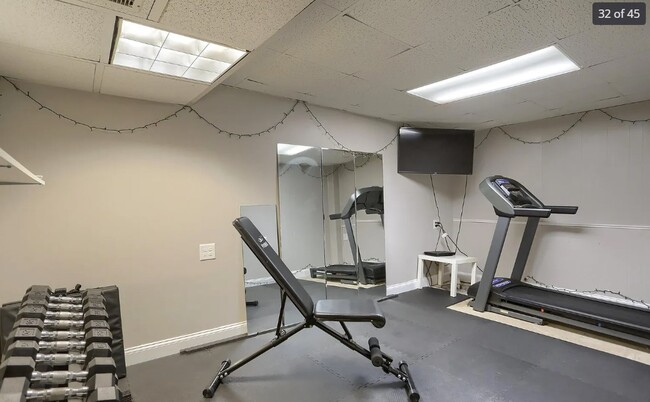 Building Photo - 429 S President Ave