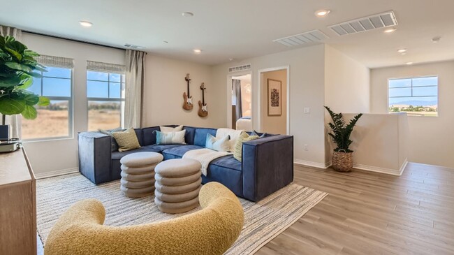 Building Photo - Like New Menifee 4 Bedroom Home