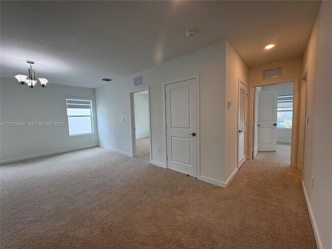 Building Photo - 12948 SW 265th Terrace