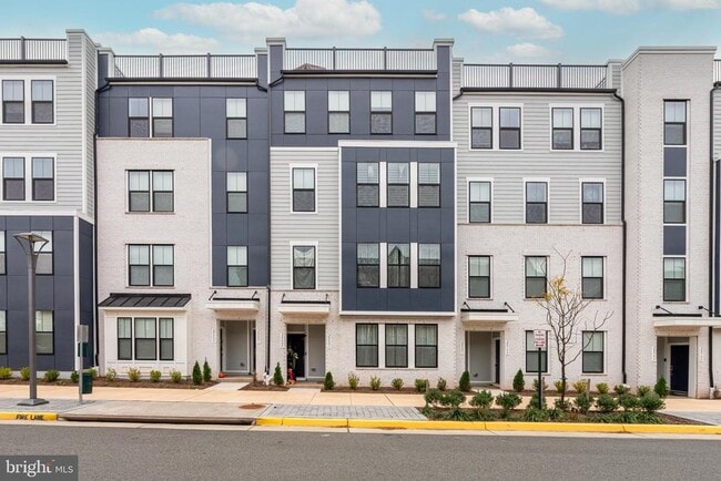 Building Photo - 20803 Wood Quay Dr